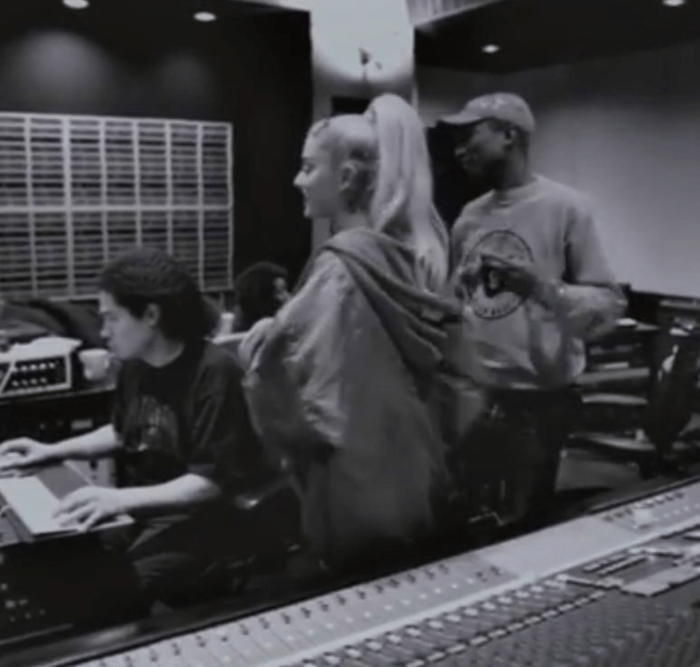 Millionés Ariana Pharrell.png